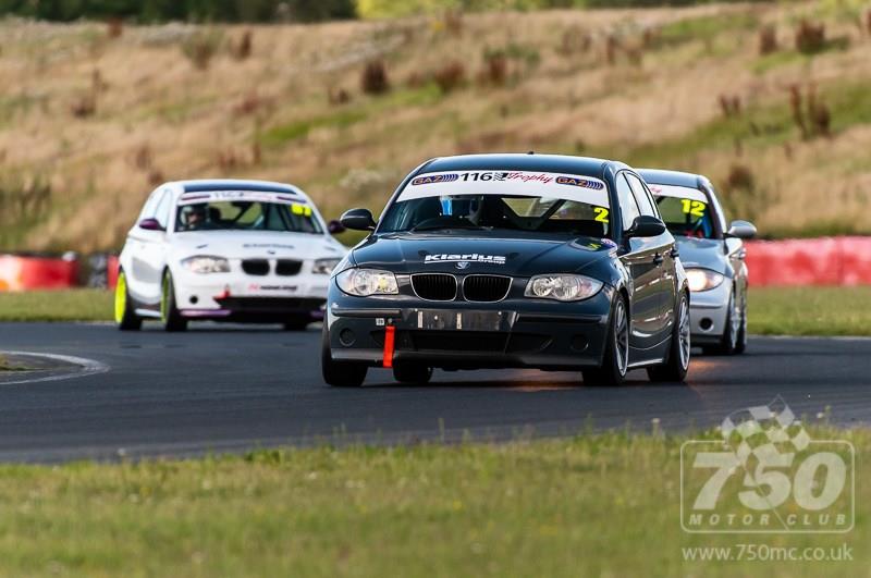 BMW 116 racing