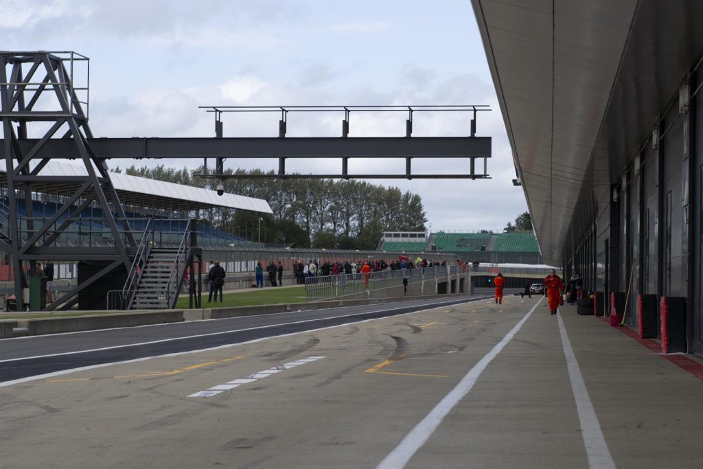 silverstone pit lane